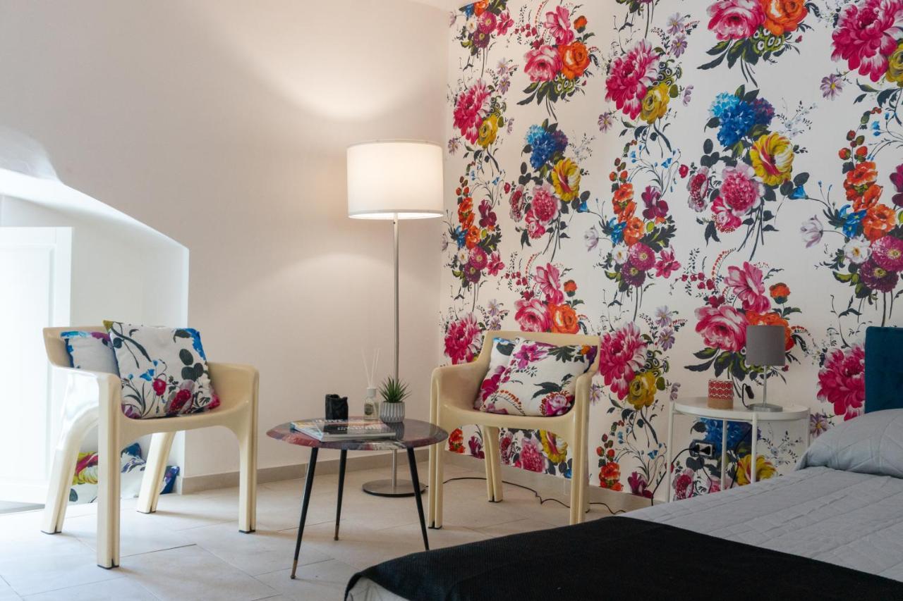 Apartment Arco Del Mercato